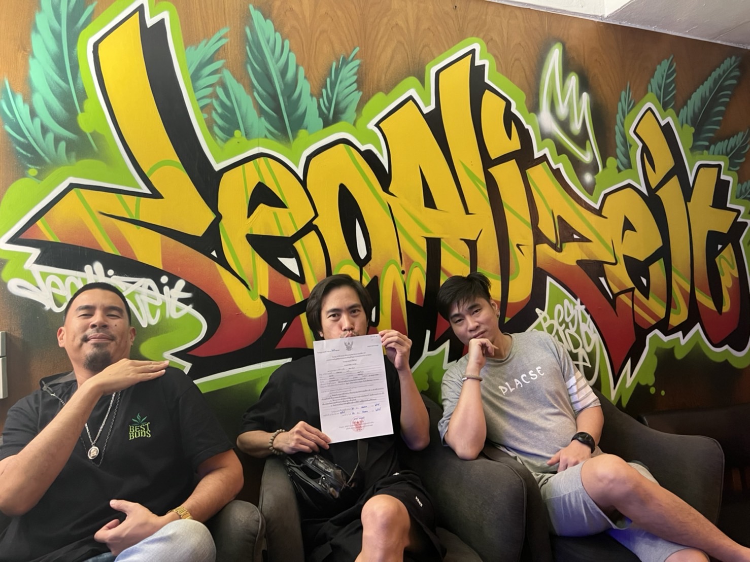 Buy Marijuana Buds In Thailand